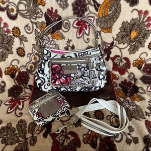 *Limited edition* Coach Poppy Graffiti